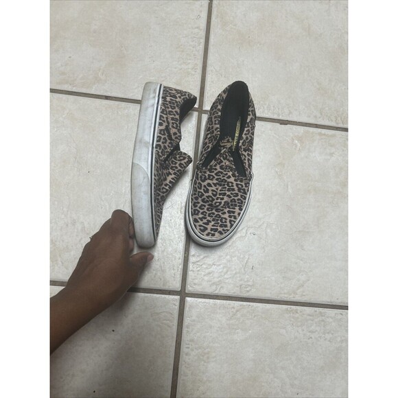 Vans Classic Leopard Print Slipon Sneaker Ultra Cushion Shoes Size 6.5 - Picture 2 of 5